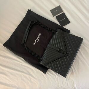 YSL envelope bag - fantastic condition